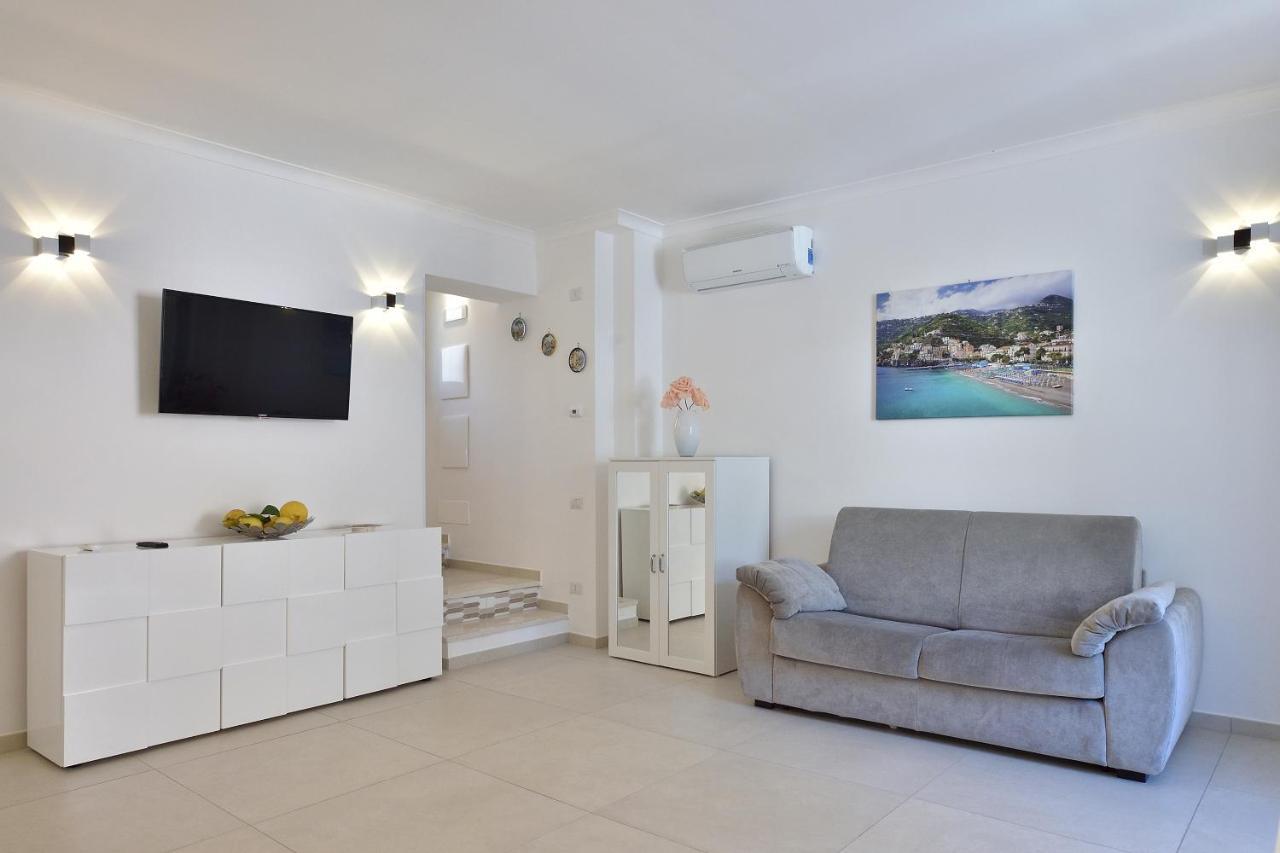 Sirena Apartment Minori Exteriör bild